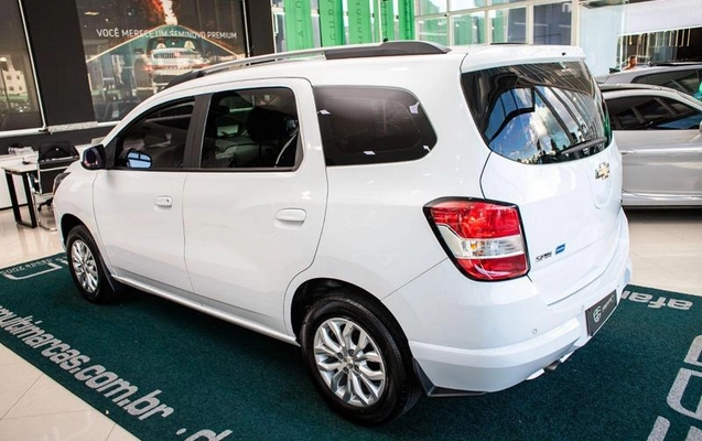 imagem-https://www.socarrao.com.br/sc-vehicle-images-prod/3574739/1789573583127-8439768_9_B_067794a90e.jpeg