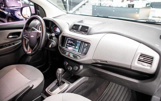 imagem-https://www.socarrao.com.br/sc-vehicle-images-prod/3574739/1789573583136-8439768_12_B_a06a16b2bd.jpeg