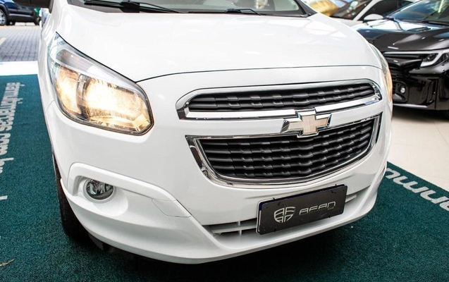 imagem-https://www.socarrao.com.br/sc-vehicle-images-prod/3574739/1789573583151-8439768_2_B_bf84487c8f.jpeg