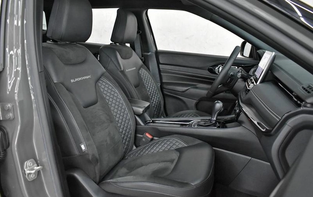imagem-https://www.socarrao.com.br/sc-vehicle-images-prod/3574741/1789227159815-8337134_6_B_6e8f0d2d44.jpeg