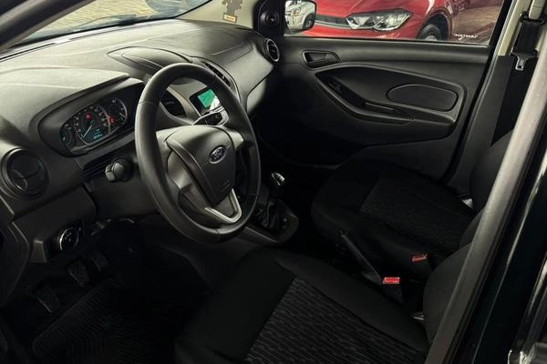 imagem-https://www.socarrao.com.br/sc-vehicle-images-prod/3574751/1789404604248-8438993_15_B_b1f5633c33.jpeg