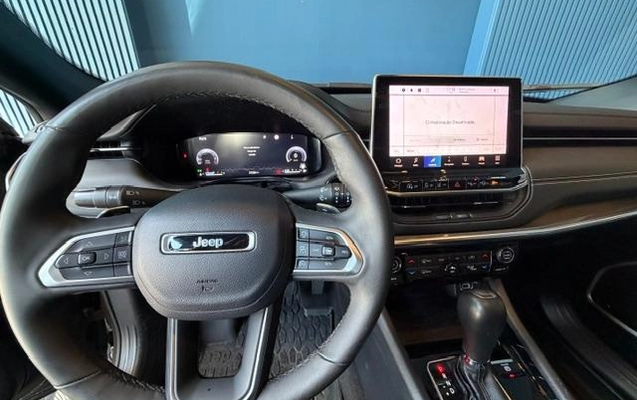 imagem-https://www.socarrao.com.br/sc-vehicle-images-prod/3574977/1789585850433-8438886_12_B_b4eb196505.jpeg