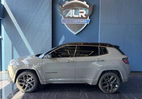 Jeep Compass 2025 Cinza — foto 1 de 3