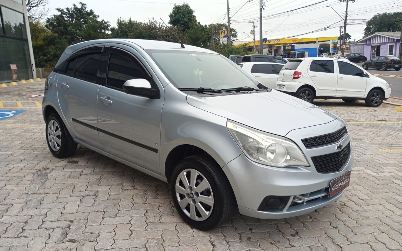 Chevrolet Agile 2011 Prata — foto 1 de 3