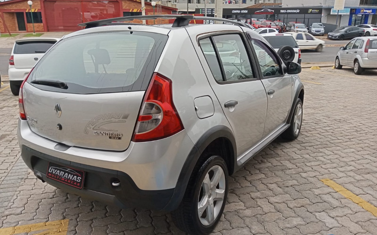 imagem-https://www.socarrao.com.br/sc-vehicle-images-prod/3575109/1788289291609-V2hhdHNBcHAgSW1hZ2UgMjAyNi0wOS0wMSBhdCAxMS4wMy40NS5qcGVn.jpeg