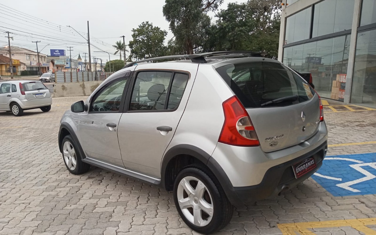 imagem-https://www.socarrao.com.br/sc-vehicle-images-prod/3575109/1788289291795-V2hhdHNBcHAgSW1hZ2UgMjAyNi0wOS0wMSBhdCAxMS4wMy40NCAoMSkuanBlZw.jpeg
