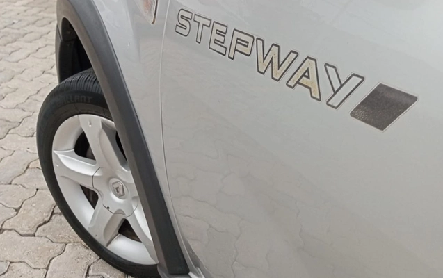 imagem-https://www.socarrao.com.br/sc-vehicle-images-prod/3575109/1788289291909-V2hhdHNBcHAgSW1hZ2UgMjAyNi0wOS0wMSBhdCAxMS4wMy40Ny5qcGVn.jpeg