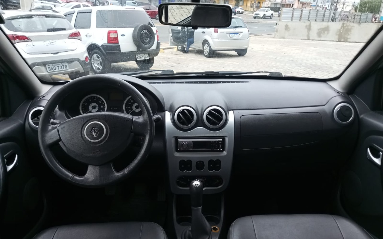 imagem-https://www.socarrao.com.br/sc-vehicle-images-prod/3575109/1788289292011-V2hhdHNBcHAgSW1hZ2UgMjAyNi0wOS0wMSBhdCAxMS4wMy40NiAoNCkuanBlZw.jpeg