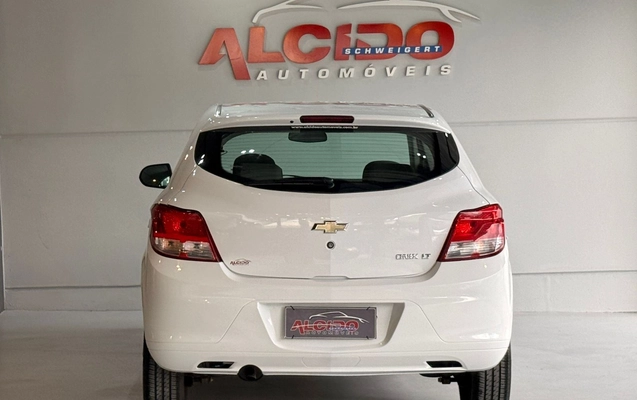 imagem-https://www.socarrao.com.br/sc-vehicle-images-prod/3575284/1788289730727-3bec2079b525488aaa228fd61a57d61d_1788289470067.jpg