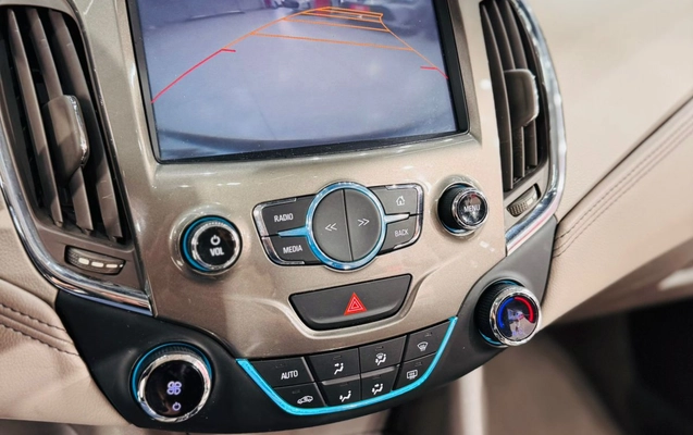 imagem-https://www.socarrao.com.br/sc-vehicle-images-prod/3575302/1788289777750-003_dc59a98fcce3edc4046c571582976f22.jpeg