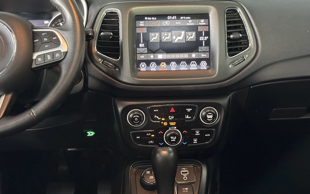 imagem-https://www.socarrao.com.br/sc-vehicle-images-prod/3575483/1788290439532-1_041809.jpg
