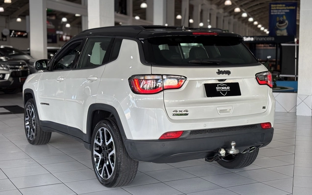 imagem-https://www.socarrao.com.br/sc-vehicle-images-prod/3575483/1788290439541-1_041822.jpg