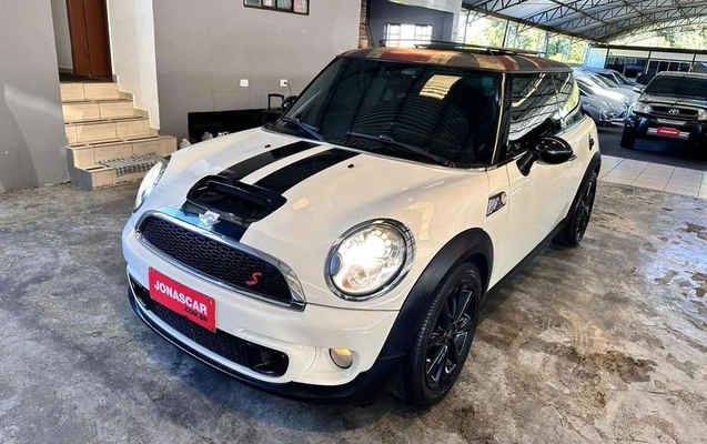 imagem-https://www.socarrao.com.br/sc-vehicle-images-prod/3575489/1788290500723-7574029_11_B_d1ee37f325.jpeg