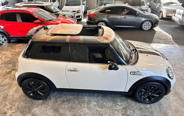 imagem-https://www.socarrao.com.br/sc-vehicle-images-prod/3575489/1788290500762-7574029_15_B_e4b637b552.jpeg