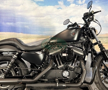 HARLEY-DAVIDSON XL 883N IRON 2019 Preto — foto 1 de 3