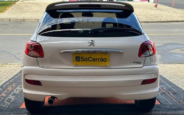 imagem-https://www.socarrao.com.br/sc-vehicle-images-prod/3575823/1789393312191-8439109_18_B_c8164eb3e4.jpeg