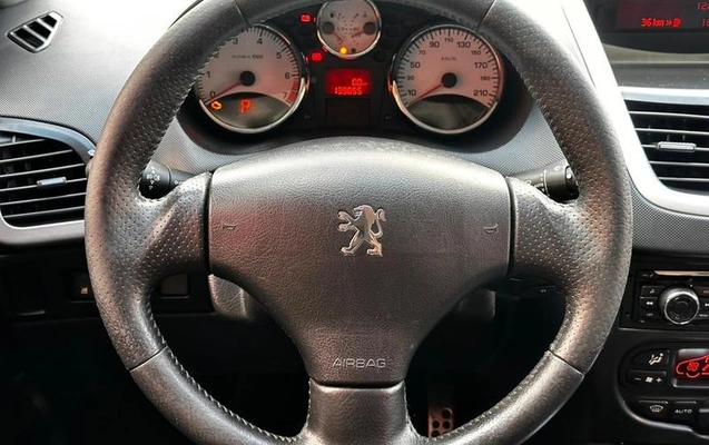 imagem-https://www.socarrao.com.br/sc-vehicle-images-prod/3575823/1789393312196-8439109_8_B_f00daa3abc.jpeg