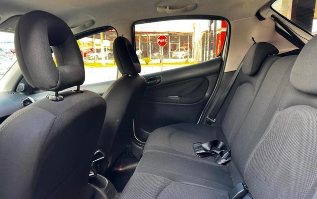 imagem-https://www.socarrao.com.br/sc-vehicle-images-prod/3575823/1789393312202-8439109_9_B_f701215ed1.jpeg