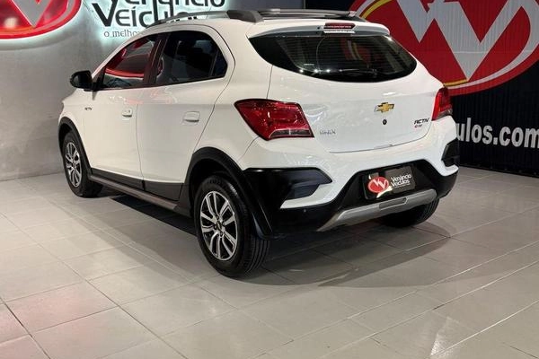 imagem-https://www.socarrao.com.br/sc-vehicle-images-prod/3575827/1788291227427-8167176_9_B_3d99f26f62.jpeg