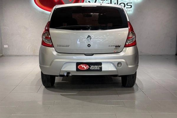 imagem-https://www.socarrao.com.br/sc-vehicle-images-prod/3575828/1789395774771-8301121_11_B_9d2029063f.jpeg
