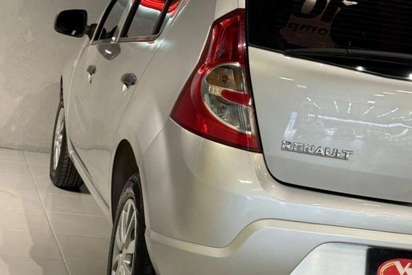 imagem-https://www.socarrao.com.br/sc-vehicle-images-prod/3575828/1789395774795-8301121_8_B_4aa43b6946.jpeg