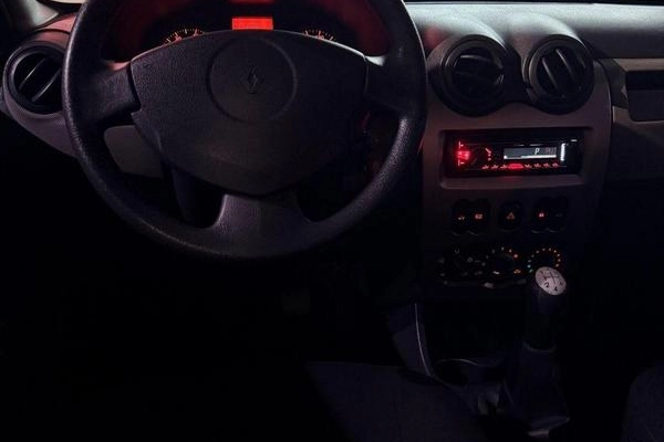 imagem-https://www.socarrao.com.br/sc-vehicle-images-prod/3575828/1789395774802-8301121_1_B_d4504a2e2d.jpeg