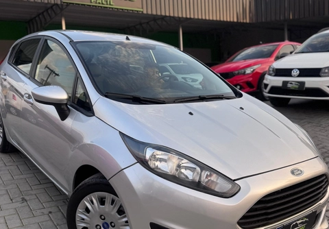 Ford Fiesta 1.5 16V Flex Mec. 5p 2013 Prata — foto 1 de 3
