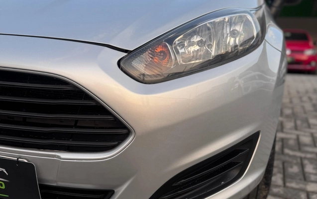 imagem-https://www.socarrao.com.br/sc-vehicle-images-prod/3575868/1788291587052-SU1HLTIwMjYwODI4LVdBMDI4MC5qcGc.jpg