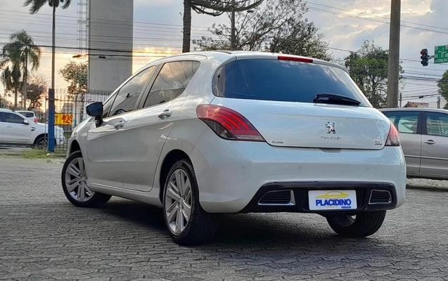 imagem-https://www.socarrao.com.br/sc-vehicle-images-prod/3575901/1789668173524-8408367_3_B_fb3f098d49.jpeg