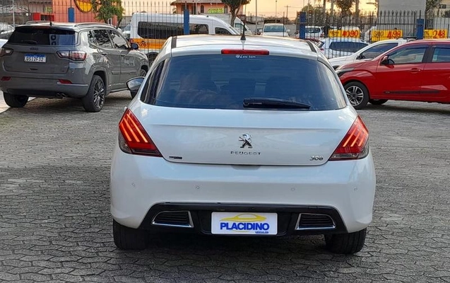 imagem-https://www.socarrao.com.br/sc-vehicle-images-prod/3575901/1789668173533-8408367_10_B_6a976ac730.jpeg