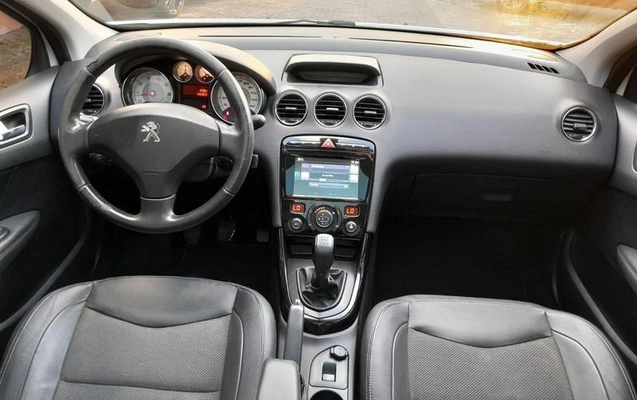 imagem-https://www.socarrao.com.br/sc-vehicle-images-prod/3575901/1789668173546-8408367_20_B_c79da84e95.jpeg