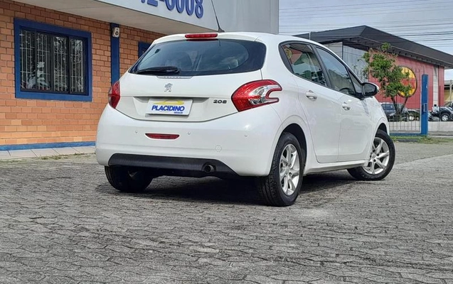 imagem-https://www.socarrao.com.br/sc-vehicle-images-prod/3575928/1789668158590-8391904_8_B_d043f54d77.jpeg