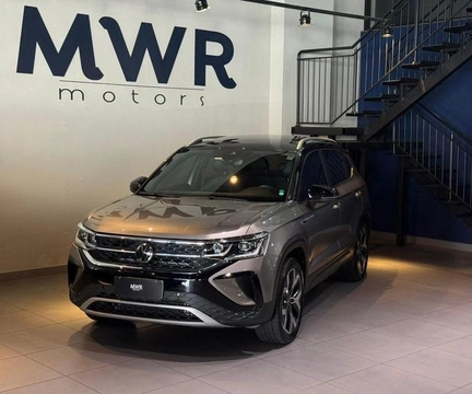 Volkswagen Taos 2024 Bege — foto 1 de 3