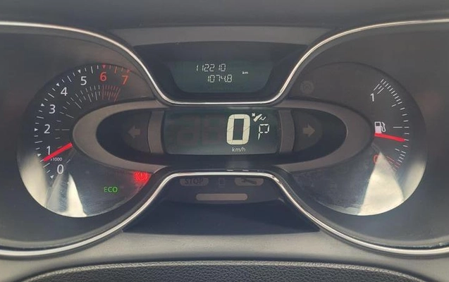 imagem-https://www.socarrao.com.br/sc-vehicle-images-prod/3576191/1788292604844-8417836_12_B_2f92a811c8.jpeg