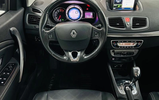 imagem-https://www.socarrao.com.br/sc-vehicle-images-prod/3576192/1789500607542-8440358_11_B_c2ea65d881.jpeg