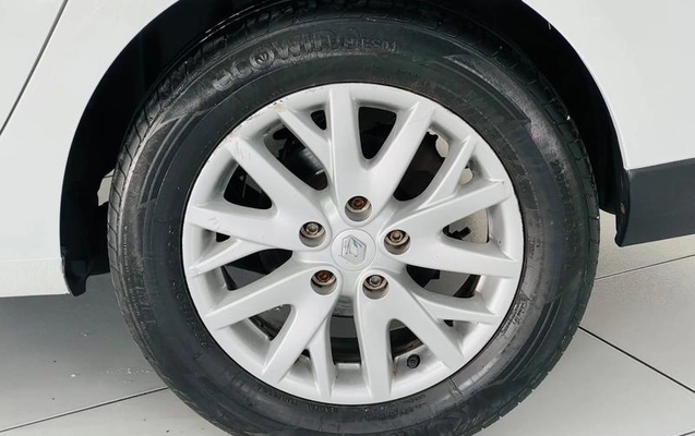 imagem-https://www.socarrao.com.br/sc-vehicle-images-prod/3576192/1789500607549-8440358_17_B_27d15f1a5c.jpeg
