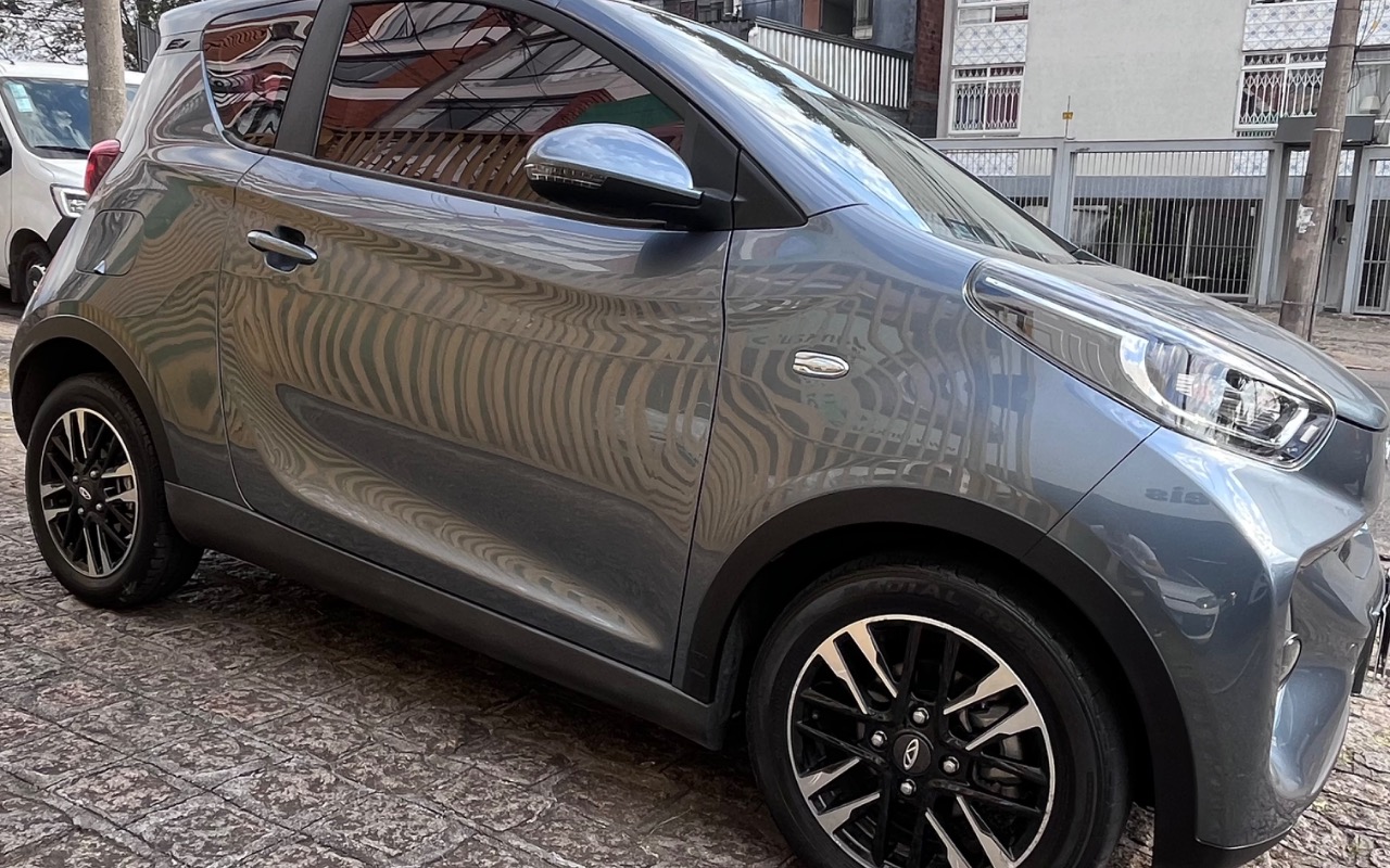 imagem-https://www.socarrao.com.br/sc-vehicle-images-prod/3576240/1788292587402-SU1HXzg4MDAuanBlZw.jpeg