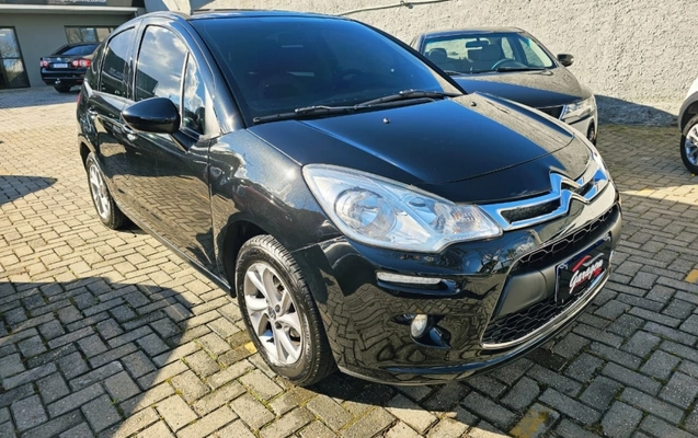 imagem-https://www.socarrao.com.br/sc-vehicle-images-prod/3576258/1788292956025-FcixkAwYNH95jbowtKgoEUvOsZcQEgP3.jpg