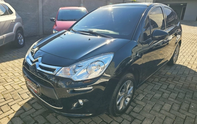 imagem-https://www.socarrao.com.br/sc-vehicle-images-prod/3576258/1788292956031-vnndYuXHluX8O6o7oL419Jfsviyd2kOX.jpg