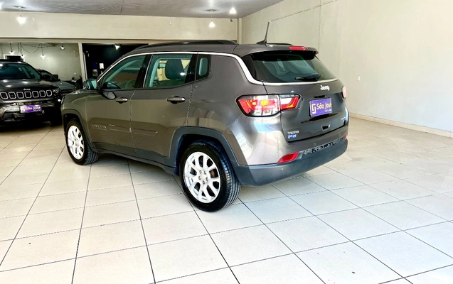 imagem-https://www.socarrao.com.br/sc-vehicle-images-prod/3576647/1789564355239-gb-fc477ed.jpeg