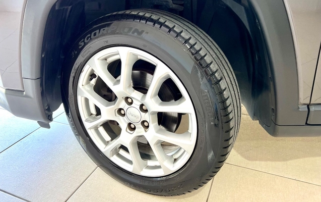 imagem-https://www.socarrao.com.br/sc-vehicle-images-prod/3576647/1789564355243-gb-2ff36cf.jpeg