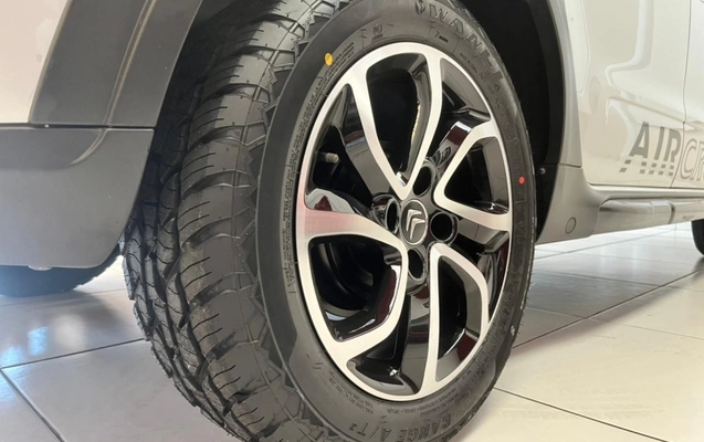 imagem-https://www.socarrao.com.br/sc-vehicle-images-prod/3576648/1789063450849-xndRqzhZO3b8jHpntT2a942UuHxs5iyX.jpg