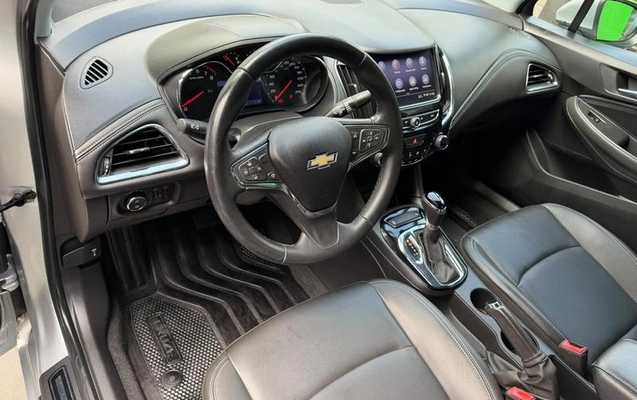 imagem-https://www.socarrao.com.br/sc-vehicle-images-prod/3576909/1789565037589-8440601_10_B_ff232834dd.jpeg
