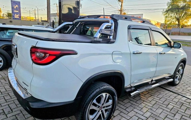 imagem-https://www.socarrao.com.br/sc-vehicle-images-prod/3576986/1789574597270-8401322_12_B_490402265f.jpeg
