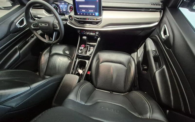 imagem-https://www.socarrao.com.br/sc-vehicle-images-prod/3577027/1789213257410-8440650_9_B_2c58586a8c.jpeg