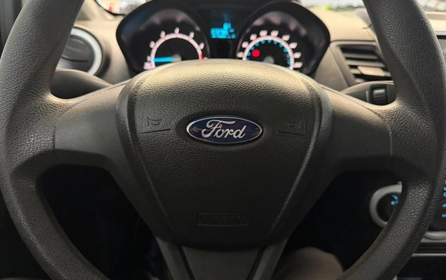 imagem-https://www.socarrao.com.br/sc-vehicle-images-prod/3577031/1789665655364-8433617_8_B_406a7460f7.jpeg