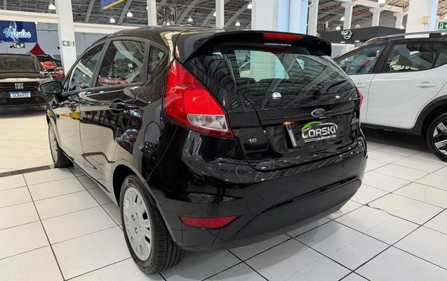 imagem-https://www.socarrao.com.br/sc-vehicle-images-prod/3577031/1789665655372-8433617_13_B_6bb508b17a.jpeg