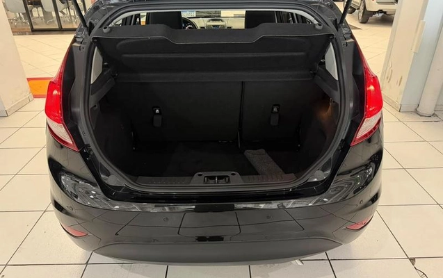 imagem-https://www.socarrao.com.br/sc-vehicle-images-prod/3577031/1789665655377-8433617_17_B_9de1cacd22.jpeg