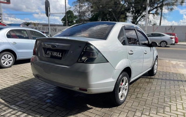 imagem-https://www.socarrao.com.br/sc-vehicle-images-prod/3577140/1789063422931-8432144_3_B_d3445e4f7f.jpeg