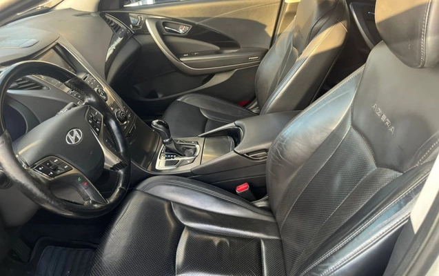 imagem-https://www.socarrao.com.br/sc-vehicle-images-prod/3577333/1789764419181-vehicle_image_1789764396_aec24df5f9ac8d6bef7afc6f95b2a13c.jpeg